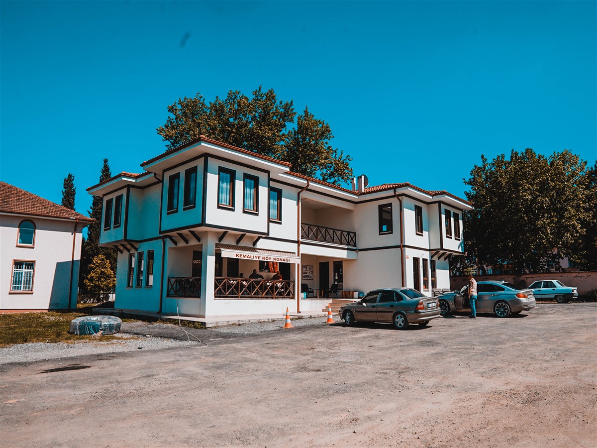 KEMALİYE KÖY KONAĞI